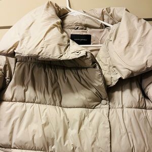 Puffer jacket from Banana Republic! Size small.